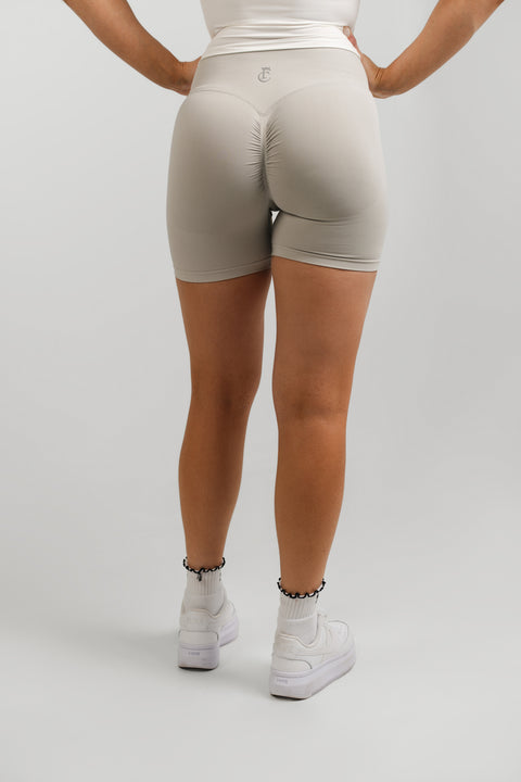 Core Scrunch Shorts