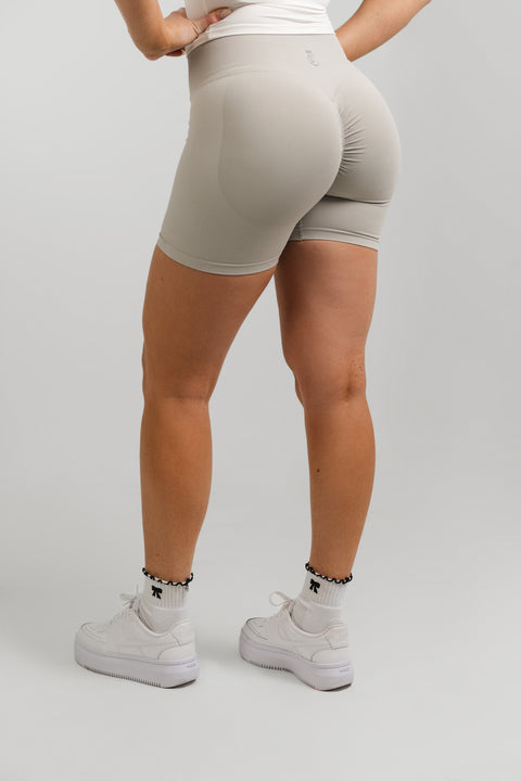 Core Scrunch Shorts